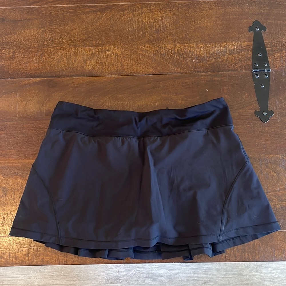 Lululemon Circuit Breaker skirt